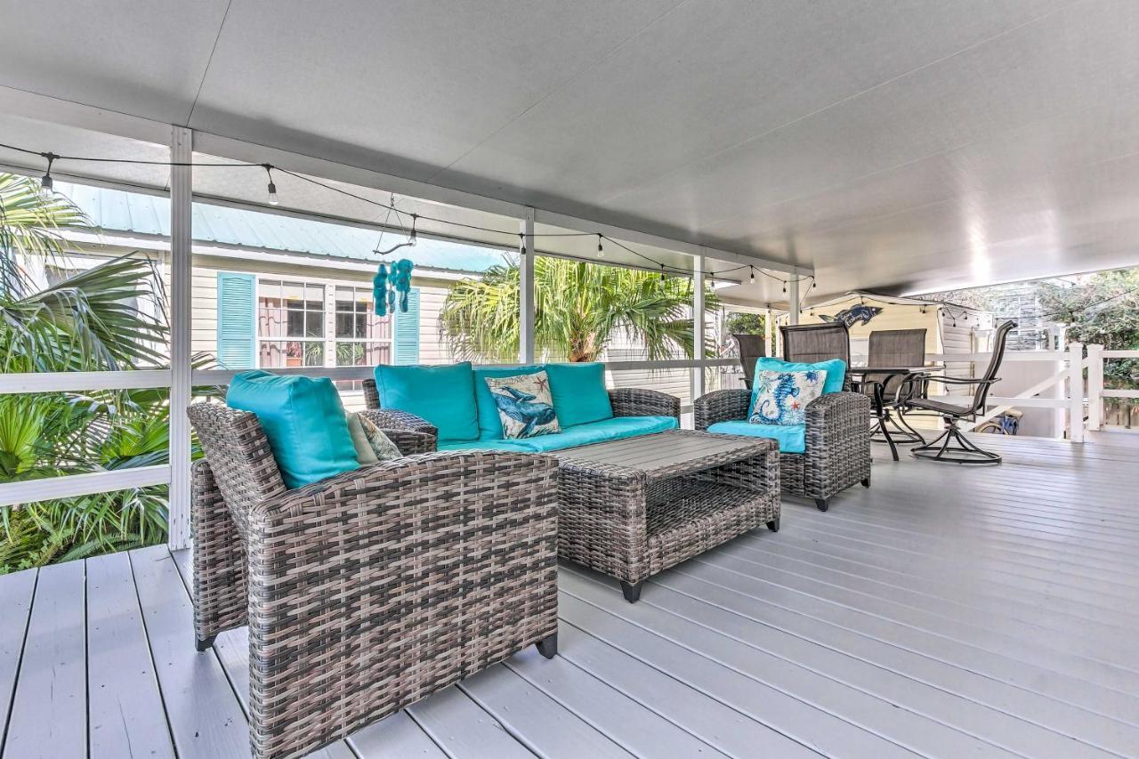 Walk To Beach Miramar Tropical Cabana With Deck! Destin Bagian luar foto