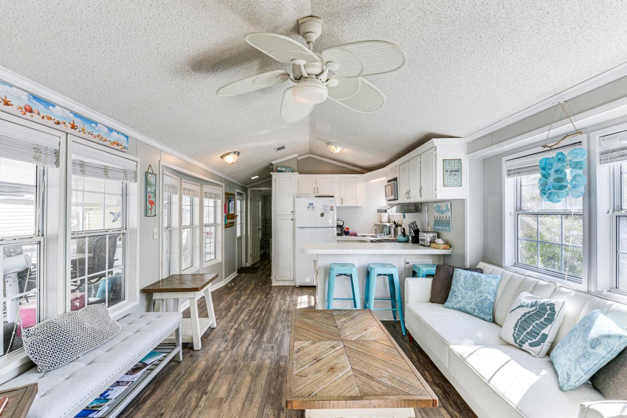 Walk To Beach Miramar Tropical Cabana With Deck! Destin Bagian luar foto