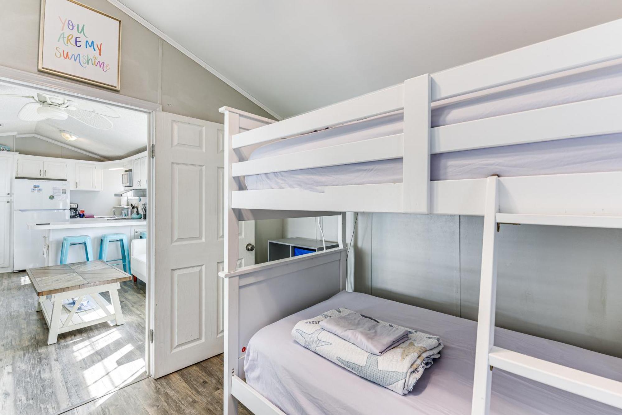 Walk To Beach Miramar Tropical Cabana With Deck! Destin Bagian luar foto