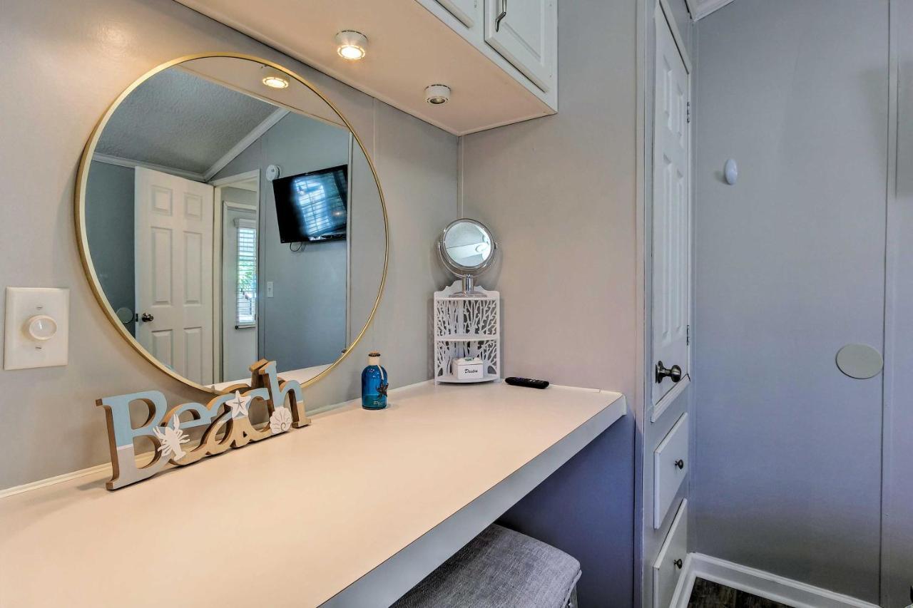 Walk To Beach Miramar Tropical Cabana With Deck! Destin Bagian luar foto